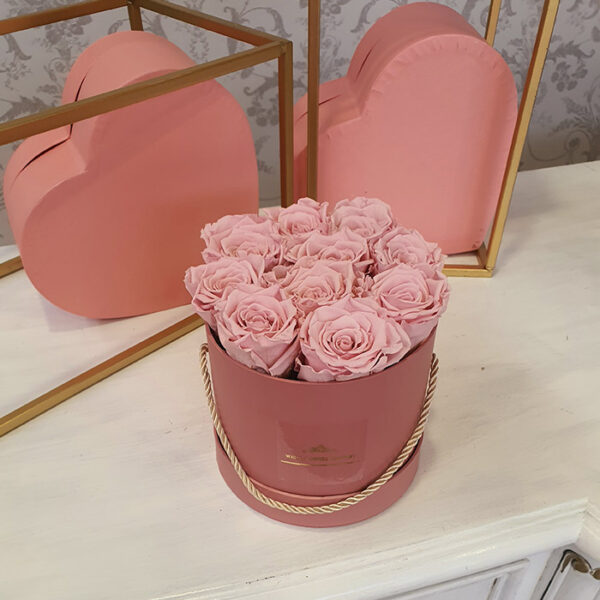 Luxury 10 Pink roses box